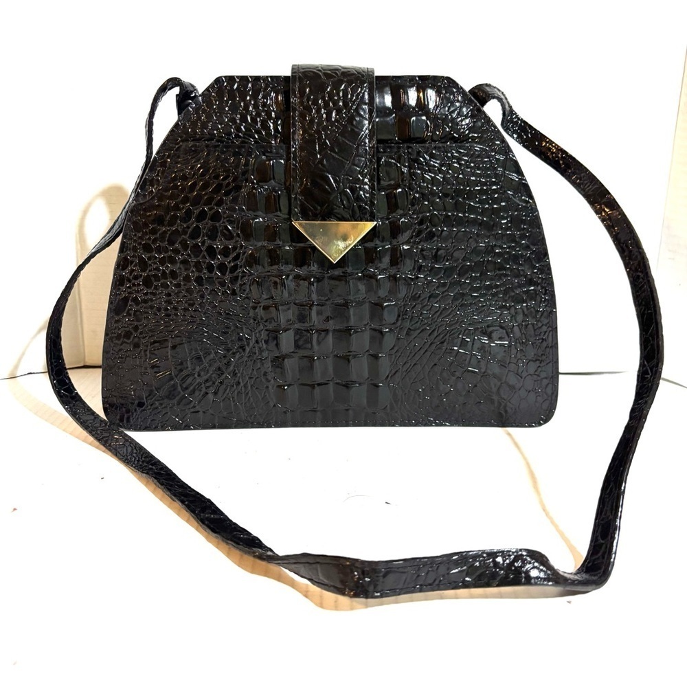 Elegant Black Crocodile-Embossed leather Women's Bag